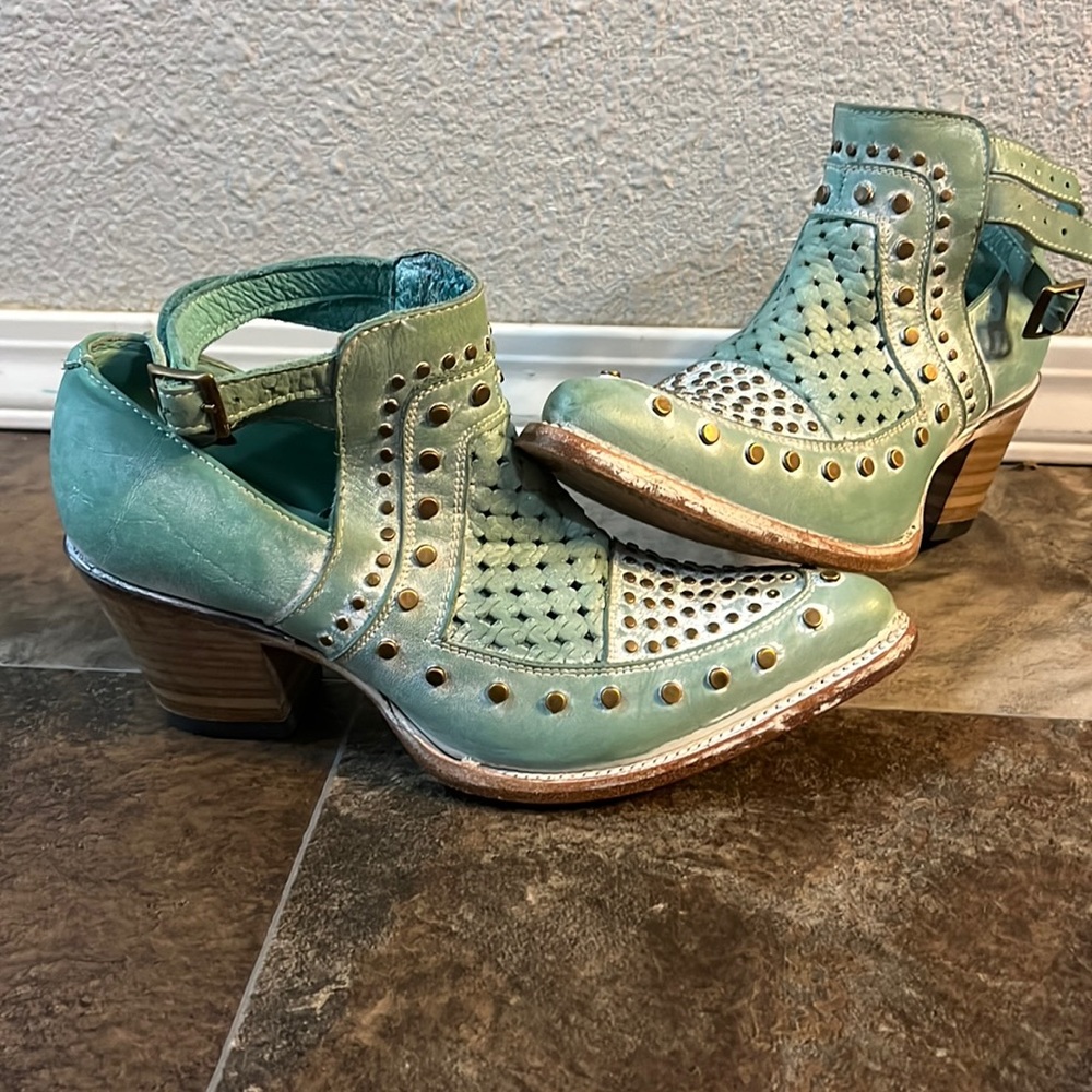 Worn once! Excellent condition distressed turquoise Corral ankle boots